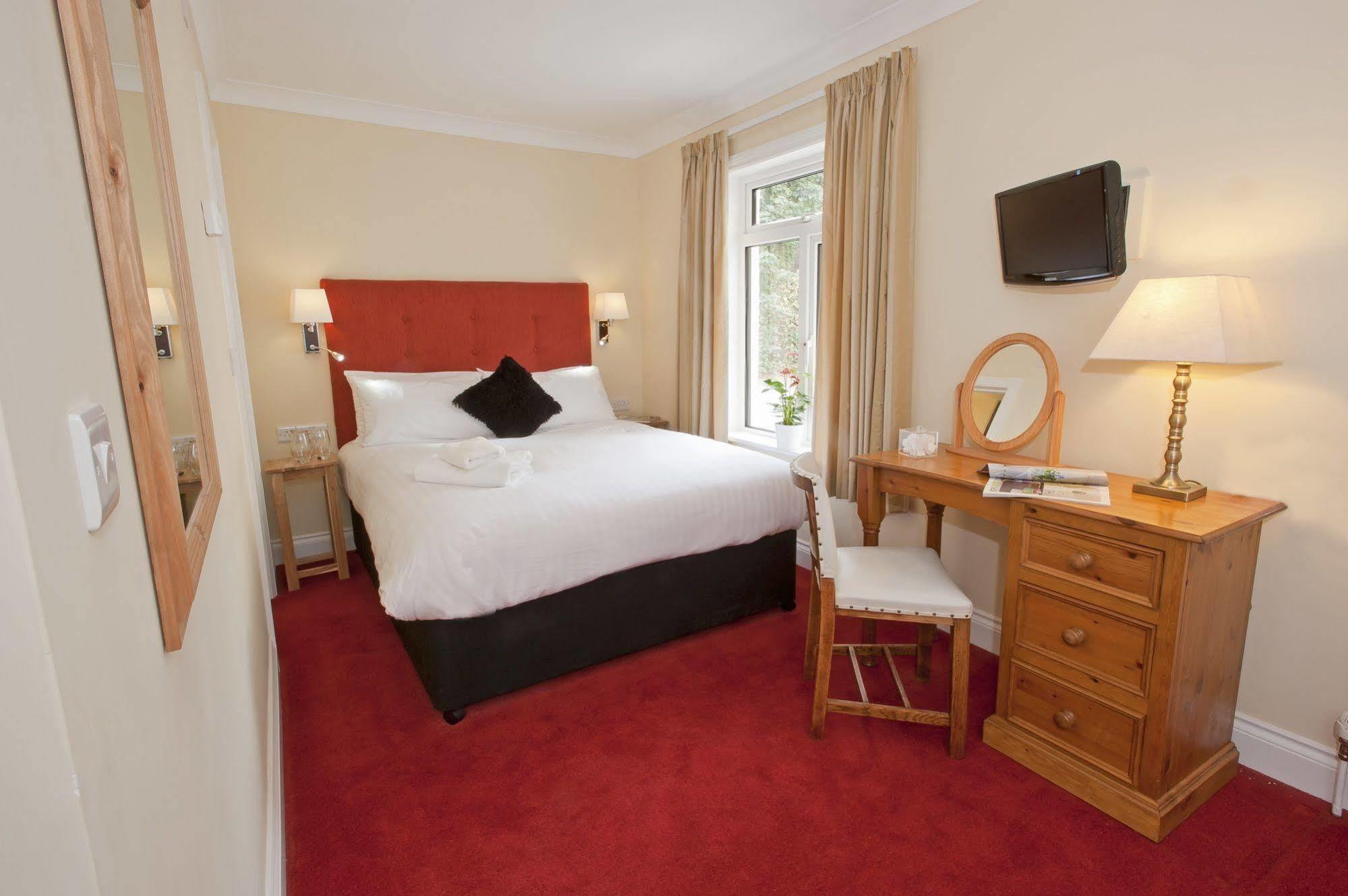 Peartree Serviced Apartments Salisbury Exterior foto